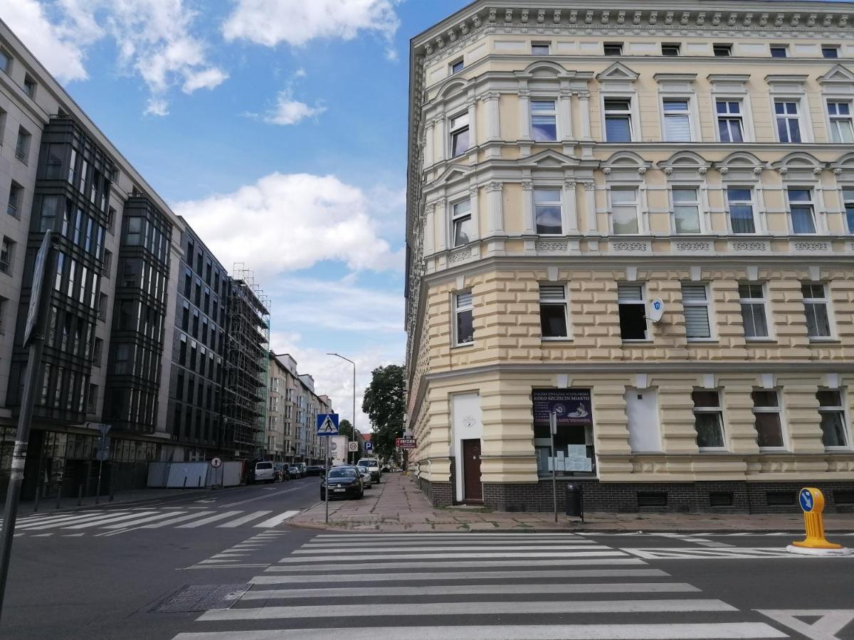 Hostel Tulip - Pokoj 7 Ze Wspolna Lazienka I Kuchnia Szczecin Bagian luar foto